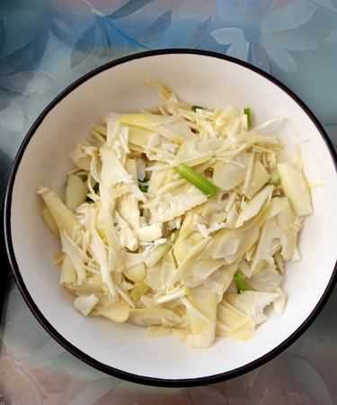 苦筍炒雞肉怎么做更好吃