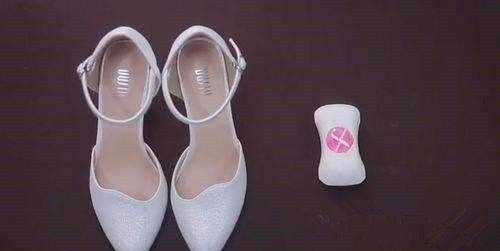 鞋小了一碼怎么辦妙招,鞋子小了一碼撐大妙招圖8