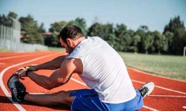 先拉伸還是先運(yùn)動,拉伸運(yùn)動是運(yùn)動前做還是運(yùn)動后做好圖4