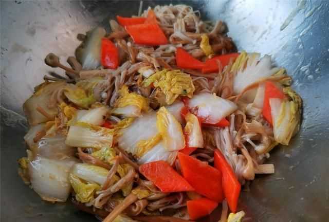 炒包菜絲怎么做好吃，口感極佳的清炒包菜絲怎么做好吃又簡單？圖8