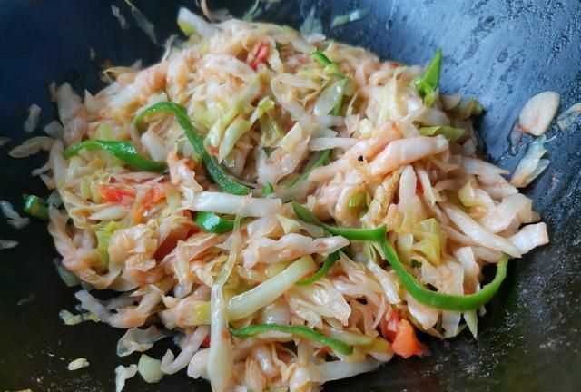 炒包菜絲怎么做好吃，口感極佳的清炒包菜絲怎么做好吃又簡單？圖14