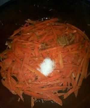 胡蘿卜木耳怎么炒,胡蘿卜炒木耳的做法圖文教程圖8