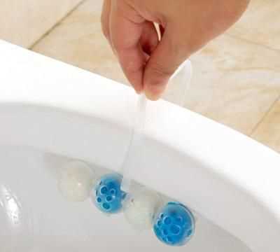 馬桶水箱能不能放潔廁寶