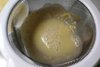 豆?jié){機煮糊了發(fā)黑怎么辦