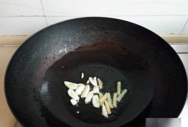 炒玉米怎么炒,玉米怎么炒好吃又簡(jiǎn)單的做法視頻圖6