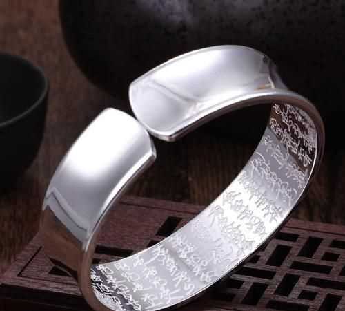 銀子會變黃嗎為什么