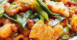 大蒜炒肉怎么炒,大蒜炒肉的家常做法竅門圖2