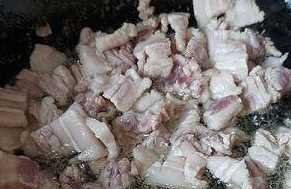 大蒜炒肉怎么炒,大蒜炒肉的家常做法竅門圖4