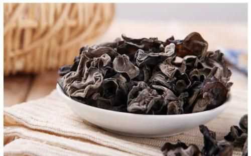 吃了過期的干木耳怎么辦，干木耳保質(zhì)期多久？圖3