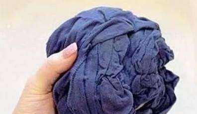 純棉縮水了怎么恢復(fù),純棉衣服縮水了怎么辦?3個小妙招教你迅速還原!圖3