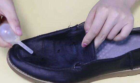 新皮鞋太硬怎么變軟,新皮鞋太硬怎么變軟視頻圖4