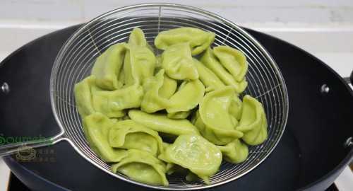 黃瓜皮汁和面怎樣能更綠