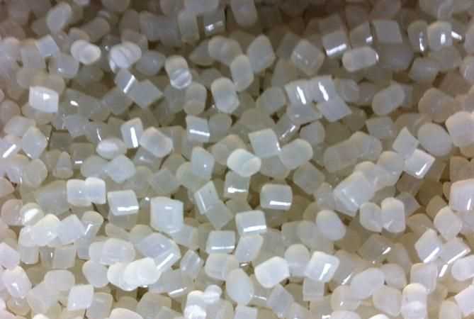 tpu是什么材料和碳纖維哪個好