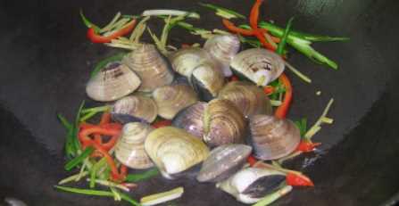 花蛤煮5分鐘能吃嗎,蛤蜊煮多久幾分鐘能熟圖5