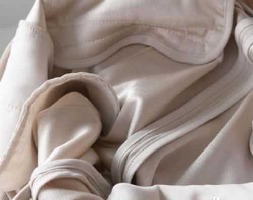 醋酸衣服皺了能拿掛燙機熨嗎