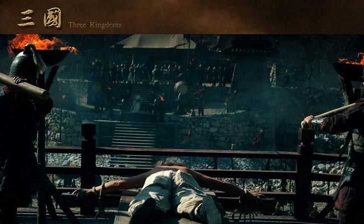 周瑜打了黃蓋五十脊杖,表面上是因?yàn)槭裁?實(shí)際上是什么