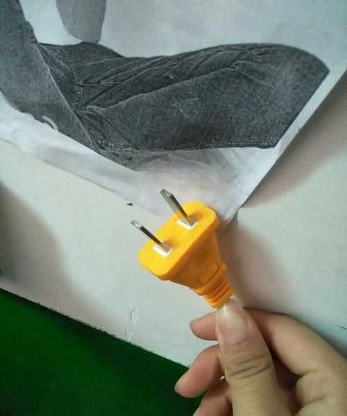 插座插頭發(fā)熱會有危險嗎