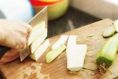 炒絲瓜怎么炒好吃,怎么炒絲瓜好吃又簡單竅門圖7