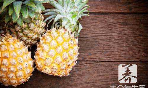 手撕菠蘿要泡鹽水,波蘿與鳳梨有什處別稱圖9