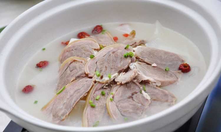 冬至為啥吃羊肉和餃子