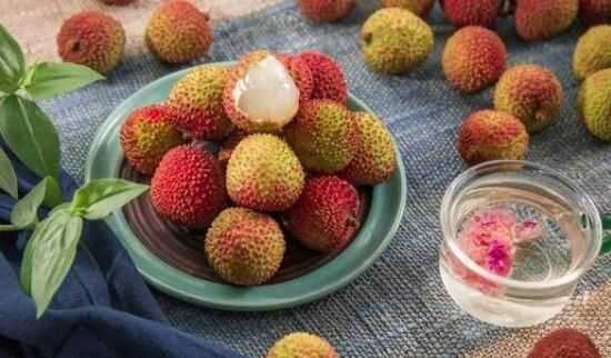 吃很多荔枝會上火