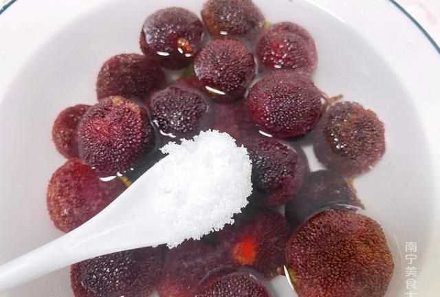 楊梅怎么洗最干凈?楊梅的正確清洗方法