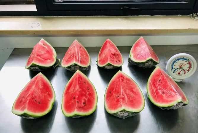 整個(gè)西瓜保存期多長(zhǎng)時(shí)間