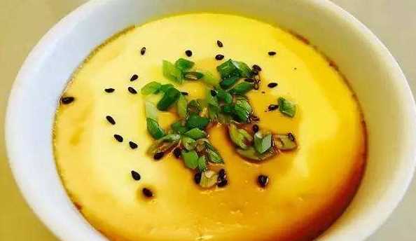 微波爐蒸蛋一定蓋子嗎,在微波爐里做雞蛋羹蓋子要蓋上圖3