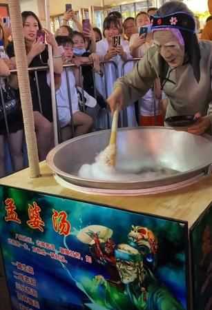 我想喝碗孟婆湯的說說