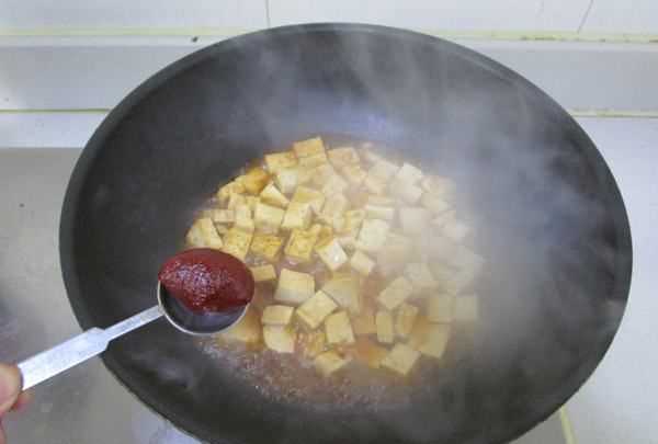 豆腐怎樣做才好吃既簡單又好吃,家常豆腐怎么做好吃簡單視頻圖4