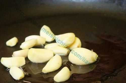 吃蒜后喝可樂(lè)為什么特別辣啊