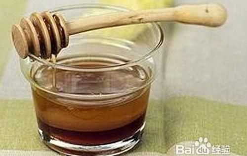 醋和堿面放在一起會產(chǎn)生大量的氣泡，為什么