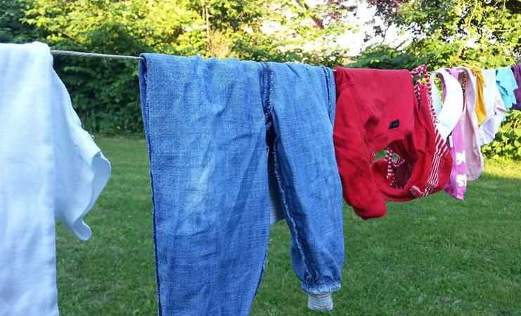 梅雨季節(jié)衣服晾臭了怎么辦,天天都下雨怎么發(fā)朋友圈