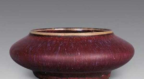 清代窯變釉的底部特征,清光緒窯變釉貫耳瓶拍賣價格圖2