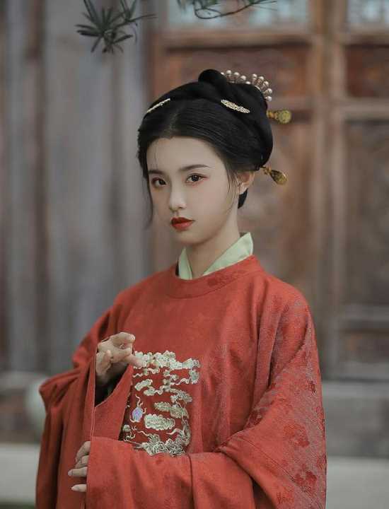 漢服可以用洗衣機(jī)洗,最近買了一套漢服的說說圖1