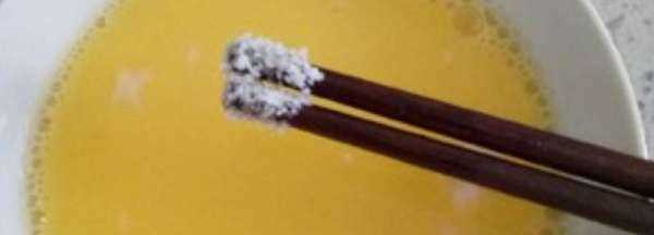 電飯煲怎么單獨(dú)蒸雞蛋,電飯鍋蒸整個(gè)雞蛋蒸幾分鐘能熟了圖8