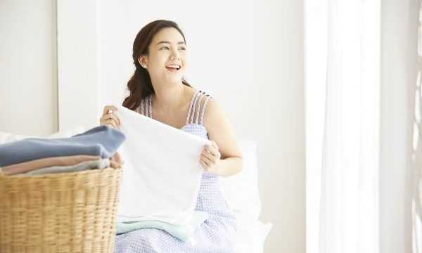 白衣服發(fā)黃用84消毒液洗可以,白襯衫發(fā)黃能用84洗嗎圖1