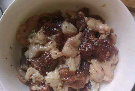 空氣炸鍋怎么烤羊肉,用空氣炸鍋烤羊肉串需要多長時(shí)間多少溫度圖8