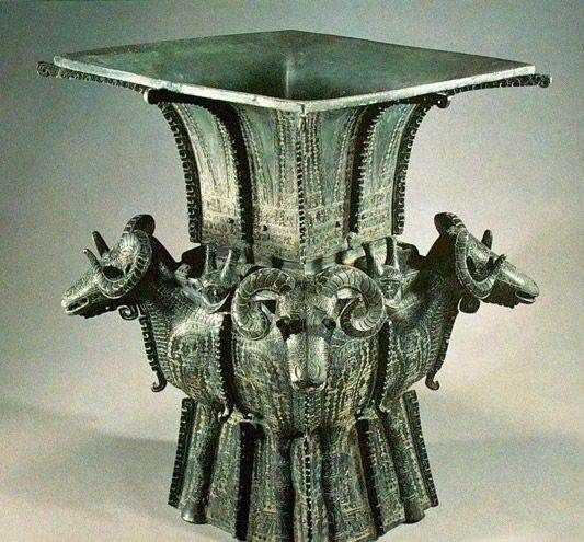 四羊方尊是哪個朝代的文物,四羊方尊是哪個朝代的圖5