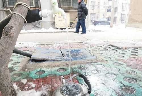 廚房水管凍了怎么快速解凍