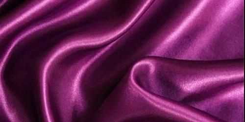 毛皮摩擦過的橡膠棒和絲綢摩擦過的玻璃棒分別帶什么電