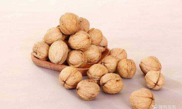 鮮核桃和干核桃區(qū)別,新鮮核桃和干核桃哪個(gè)更有營(yíng)養(yǎng)圖5