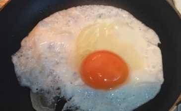 雞蛋漢堡面糊怎么調(diào)才酥脆,雞蛋漢堡里面的米漿怎么調(diào)圖6