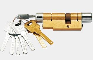 公安提醒防盜鎖安全知識(shí)