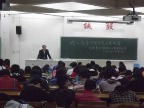 鎮(zhèn)領(lǐng)導在學生安全知識講座上的講話