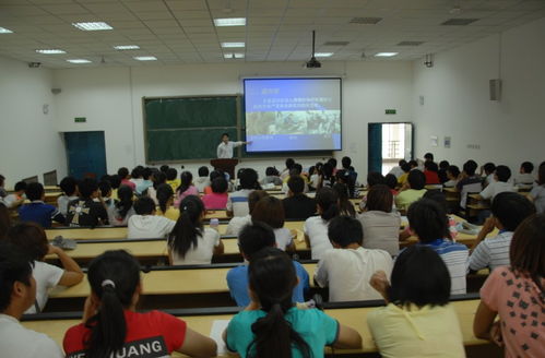 學(xué)校教師開展安全急救知識(shí)講座