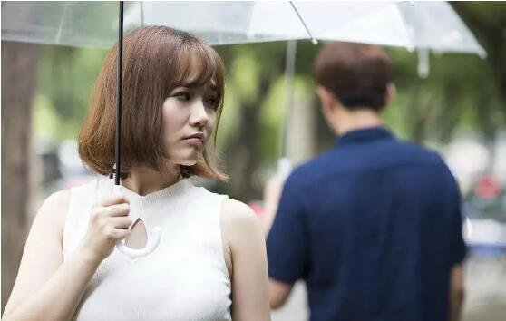 分手后還能挽回的10個(gè)征兆 分手后還能挽回的10個(gè)征兆