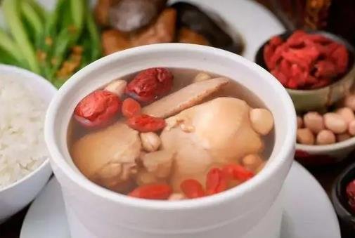 氣血兩虛吃什么補(bǔ)最快女人