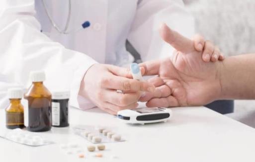 三種人不宜吃石榴