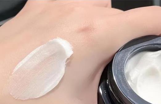 乳液和面霜的區(qū)別